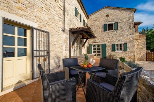 Maison de luxe à vendre à Tinjan, 650 000 €, Photo 5