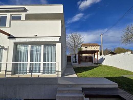 Maison de luxe à vendre à Porec, 1 490 000 €, Photo 5