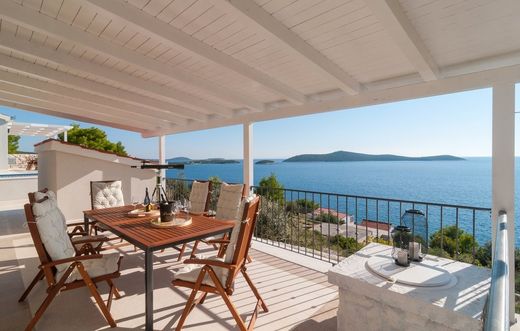 Luxury House for sale in Rogoznica, 880 000 €, Photo 4