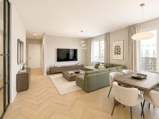 Luxury Apartment for sale in Berlin, 975 971 €, Photo 1