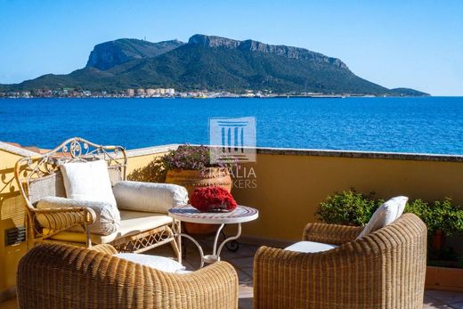 Appartement de luxe à vendre à Golfo Aranci, 1 490 000 €, Photo 2