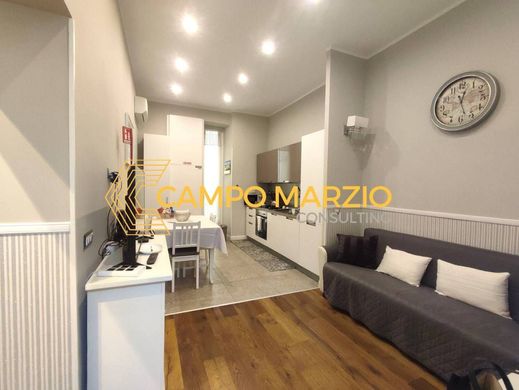 Luxury Apartment for sale in Rome, 800 000 €, Photo 4