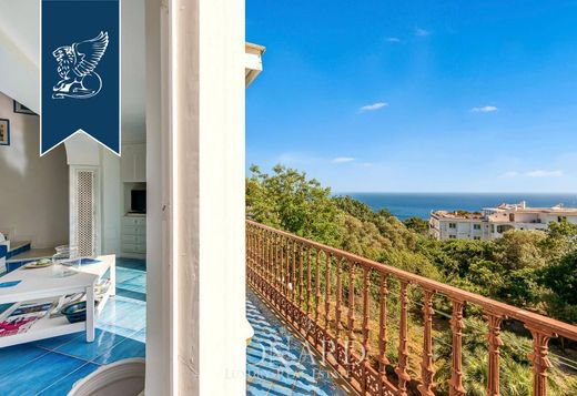 Luxury Apartment for sale in Capri, 2 380 000 €, Photo 2