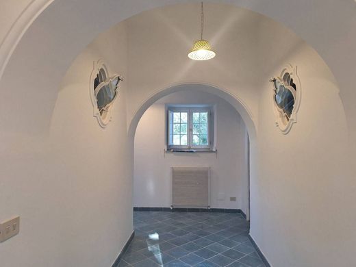 Luxury Apartment for sale in Capri, 435 000 €, Photo 1