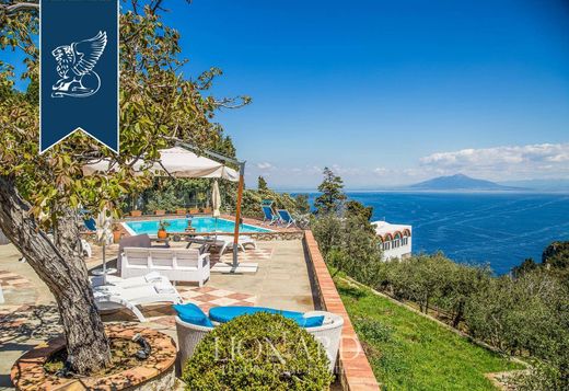 Maison de luxe à vendre à Capri, 9 000 009 €, Photo 1
