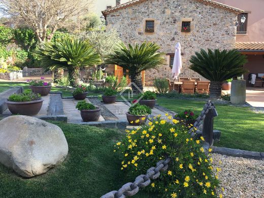 Maison de luxe à vendre à Santa Susanna, 1 300 000 €, Photo 1