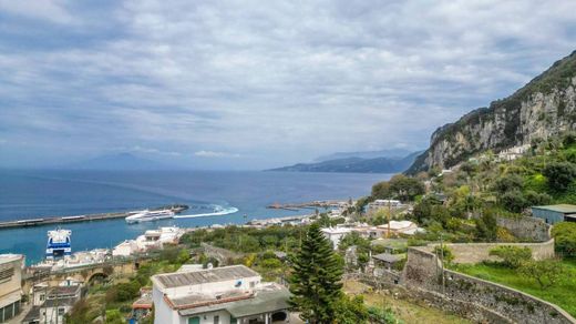 Luxury Apartment for sale in Capri, 685 000 €, Photo 2