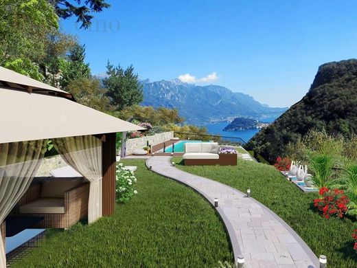 Maison de luxe à vendre à Menaggio, 1 980 000 €, Photo 1