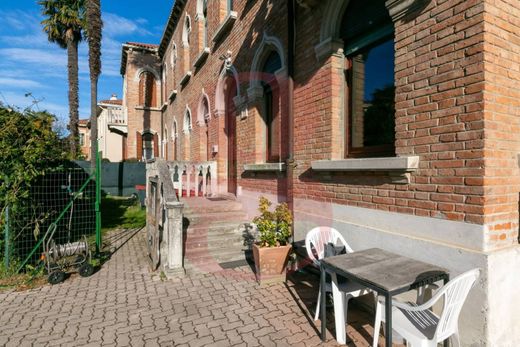 Maison de luxe à vendre à Venice, 1 490 000 €, Photo 2