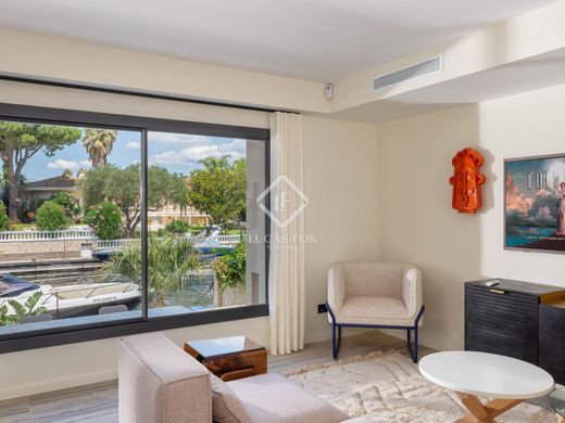 Luxury House for sale in Empuriabrava, 1 450 000 €, Photo 6