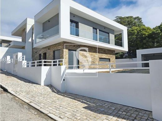 Luxury House for sale in Almada, 660 000 €, Photo 5