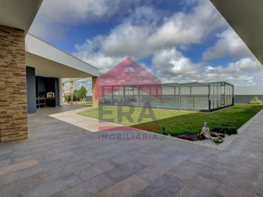 Luxury House for sale in Peniche, 840 000 €, Photo 1