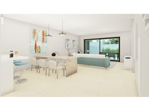 Luxury House for sale in Lagos, 760 000 €, Photo 1