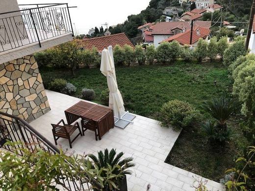 Maison de luxe à vendre à Ventimiglia, 800 000 €, Photo 3