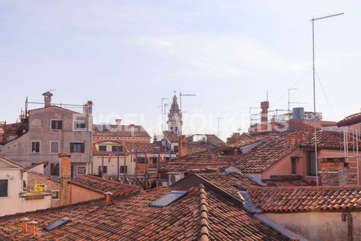 Luxury Apartment for sale in Venice, 745 000 €, Photo 3