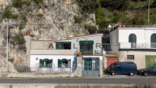Luxury House for sale in Conca Dei Marini, 2 100 000 €, Photo 1
