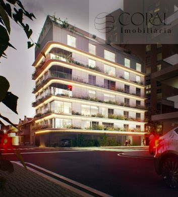 Luxury Apartment for sale in Faro, 615 000 €, Photo 1