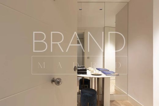 Luxury Apartment for sale in Madrid, 2 400 000 €, Photo 5