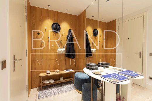 Luxury Apartment for sale in Madrid, 2 400 000 €, Photo 2