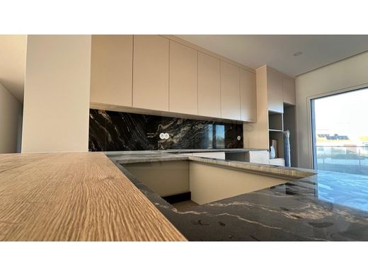 Appartement de luxe à vendre à Torres Vedras, 420 000 €, Photo 5