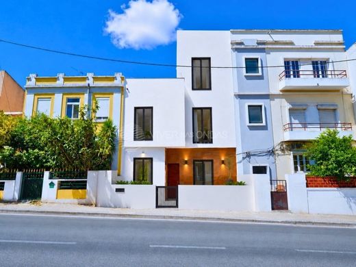 Maison de luxe à vendre à Seixal, 650 000 €, Photo 3