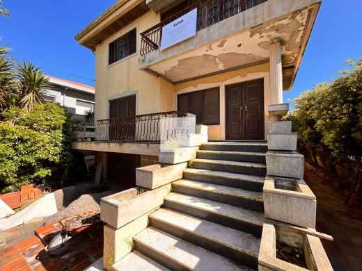 Maison de luxe à vendre à Vila Nova de Gaia, 860 000 €, Photo 1