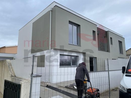 Luxury House for sale in Peniche, 420 000 €, Photo 2