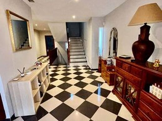 Maison de luxe à vendre à Marbella, 2 250 000 €, Photo 5