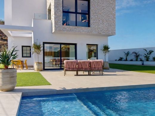 Luxury House for sale in Benidorm, 699 900 €, Photo 1