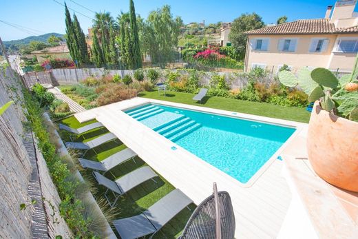 Luxury House for sale in Calvià, 895 000 €, Photo 1
