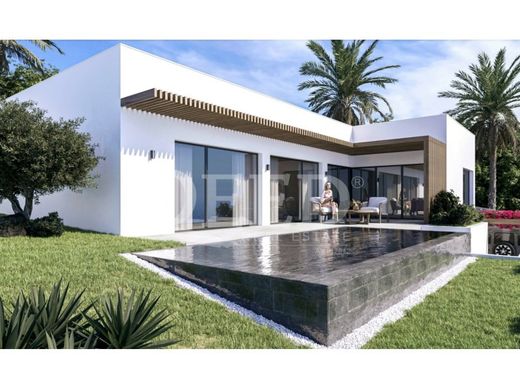 Luxury House for sale in Calheta, 930 000 €, Photo 2