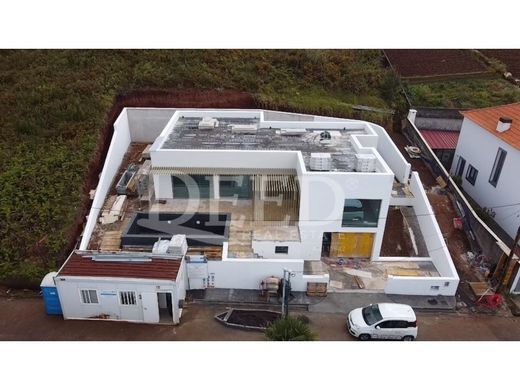 Luxury House for sale in Calheta, 930 000 €, Photo 3