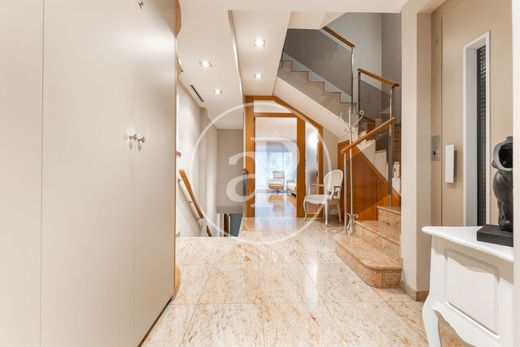 Maison de luxe à vendre à Sabadell, 725 000 €, Photo 3
