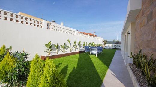 Maison de luxe à vendre à Torrevieja, 725 000 €, Photo 2