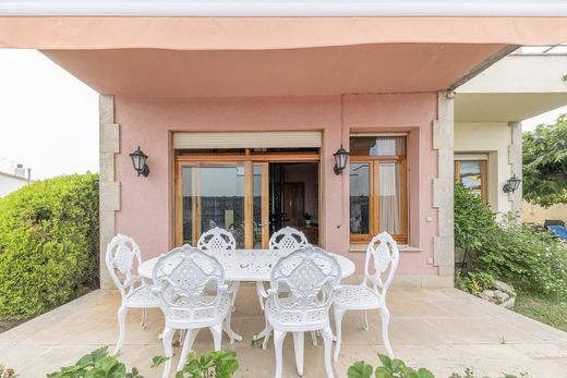 Maison de luxe à vendre à Roses, 598 000 €, Photo 1