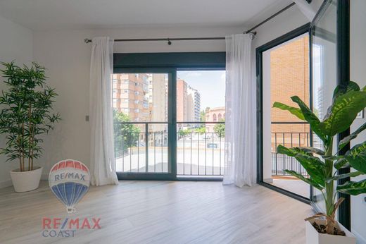 Luxury Apartment for sale in Málaga, 819 900 €, Photo 1