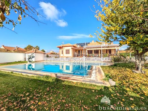 Maison de luxe à vendre à Linares, 500 000 €, Photo 1