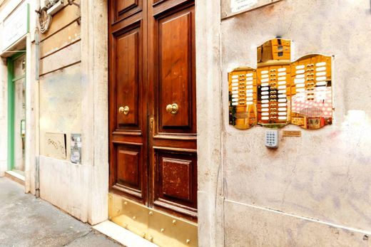 Appartement de luxe à vendre à Rome, 470 000 €, Photo 3