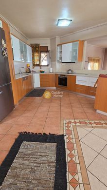 Maison de luxe à vendre à Kaména Voúrla, 550 000 €, Photo 3