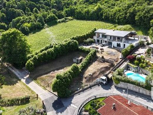 Luxury House for sale in Salò, 1 800 000 €, Photo 1