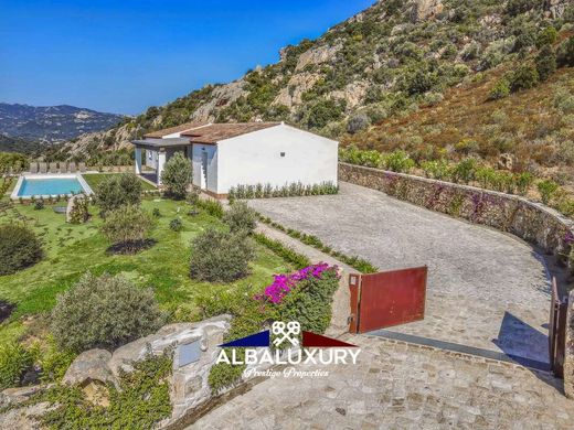 Maison de luxe à vendre à Olbia, 930 000 €, Photo 3
