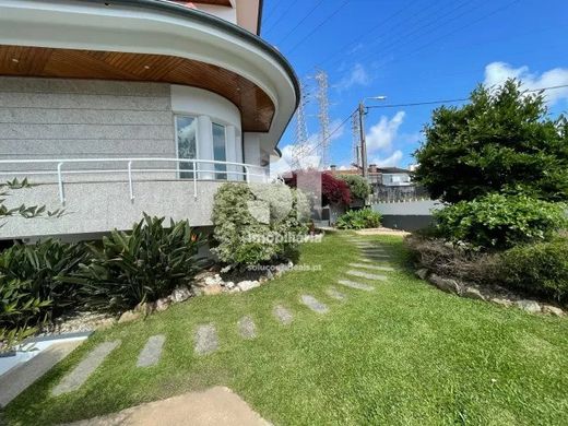 Luxury House for sale in Maia, 595 000 €, Photo 5