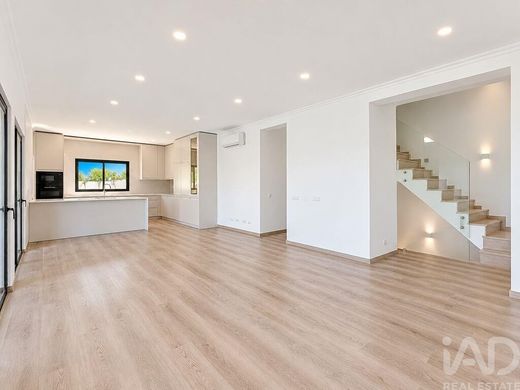 Maison de luxe à vendre à Campina, 1 500 000 €, Photo 5