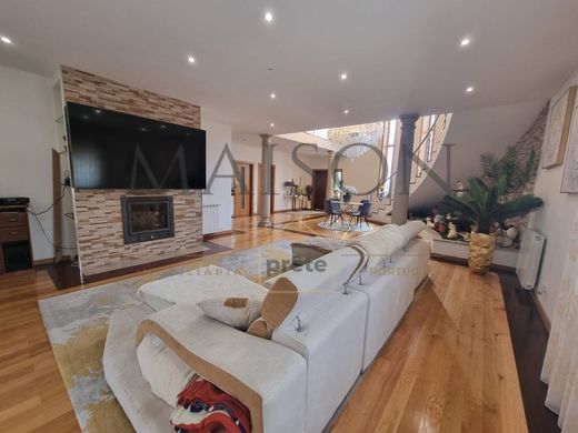Luxury House for sale in Paredes, 900 000 €, Photo 2