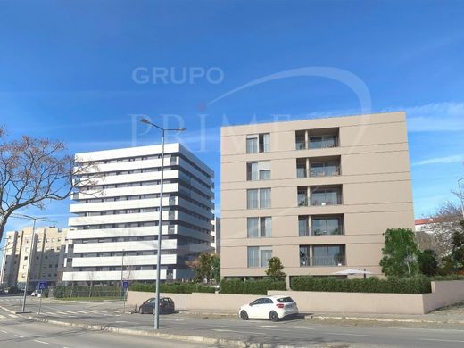 Luxury Apartment for sale in Porto, 544 125 €, Photo 2