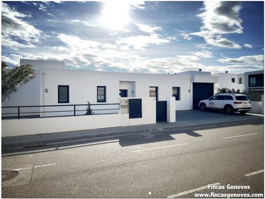Maison de luxe à vendre à Empuriabrava, 585 000 €, Photo 6