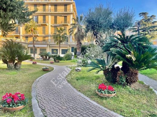 Appartement de luxe à vendre à Bordighera, 625 000 €, Photo 3
