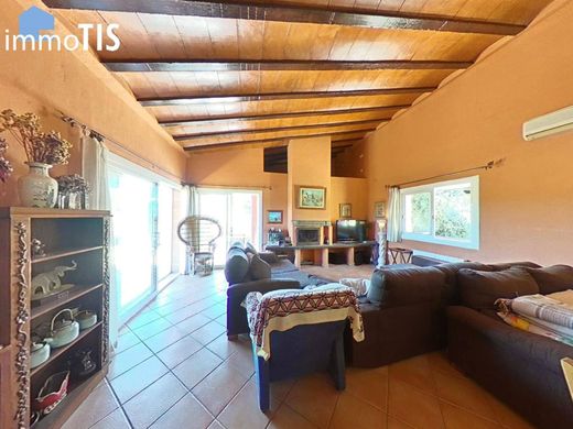 Luxury House for sale in Cubelles, 450 000 €, Photo 5