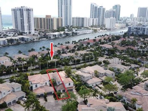 Luxury House for sale in Hollywood, 918 536 €, Photo 2