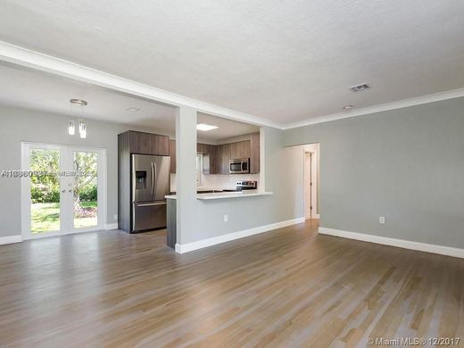 Luxury House for sale in Hollywood, 785 477 €, Photo 5